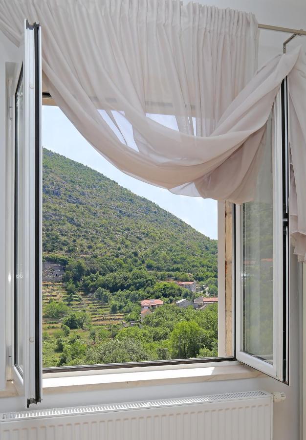 Gromaca Apartment Moretic מראה חיצוני תמונה