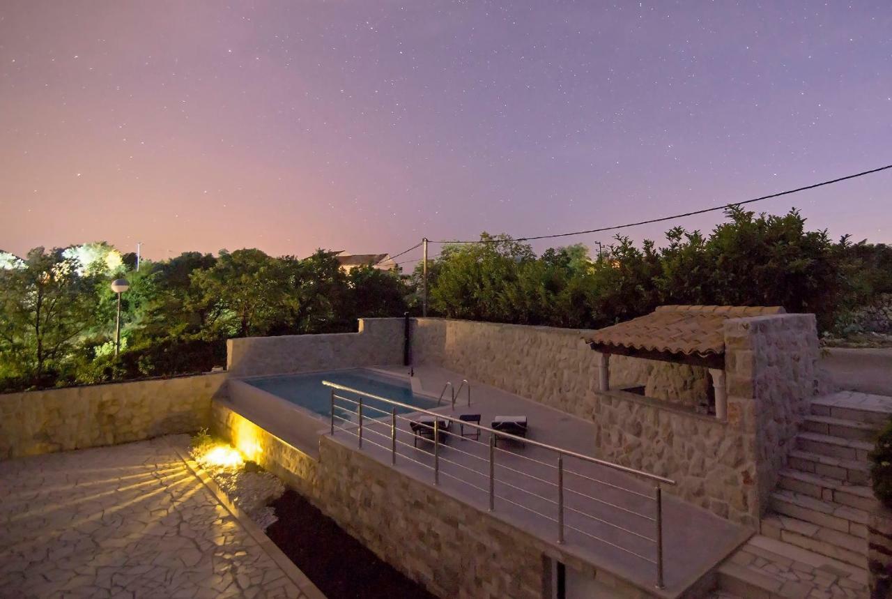 Gromaca Apartment Moretic מראה חיצוני תמונה
